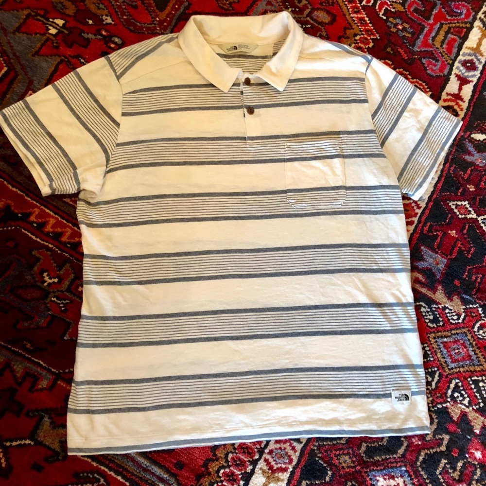 Men’s NWOT Northface polo